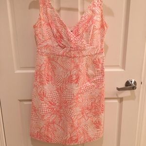 Vineyard Vines Size 6